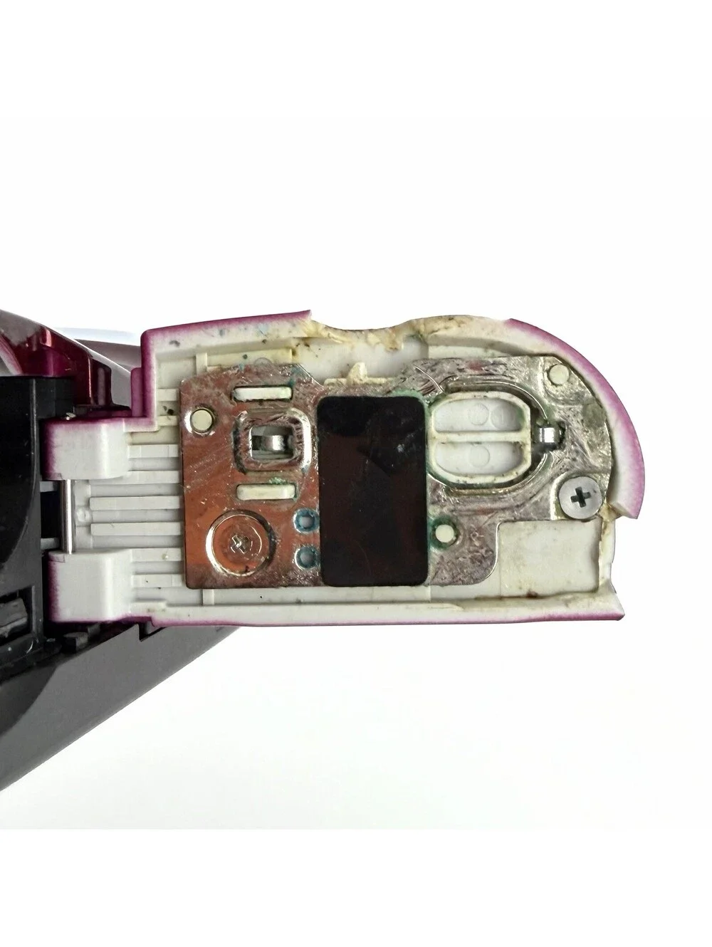 Nikon Coolpix L24 14.0MP Red Digital Camera Read Desc Parts/Repair